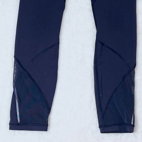 Lululemon Womens Navy Blue Mesh Cut Outrun Tights 7/8  Size 4 Small Pockets - Picture 7 of 12